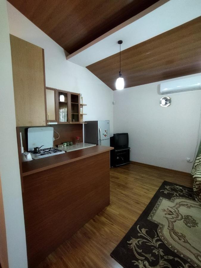 Lucy Holiday Home Erivan Exterior foto
